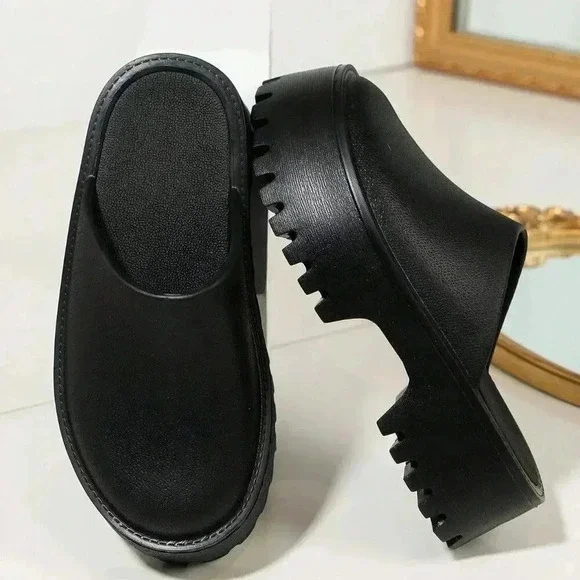 Black Women's Thick-Soled Height-Enhancing Closed-Toe Plastic Slippers - Picture 4 of 5
